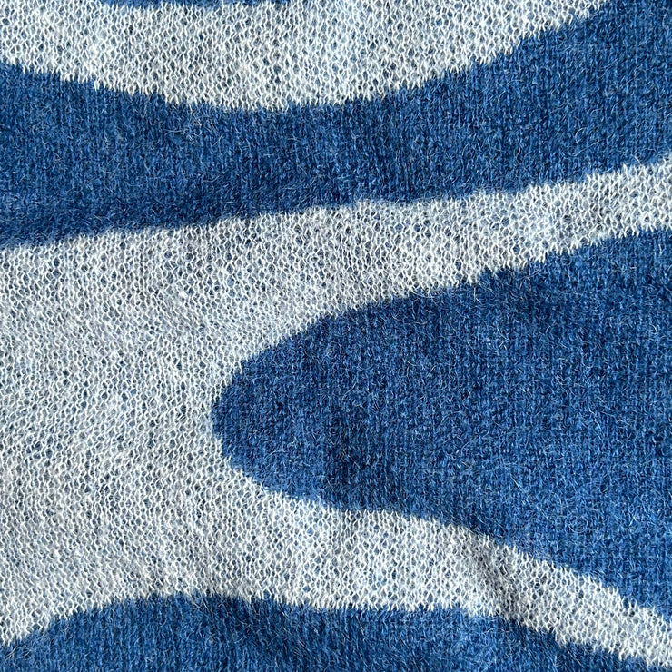 blue pullover ; pullover ; knitwear ; blue knitwear